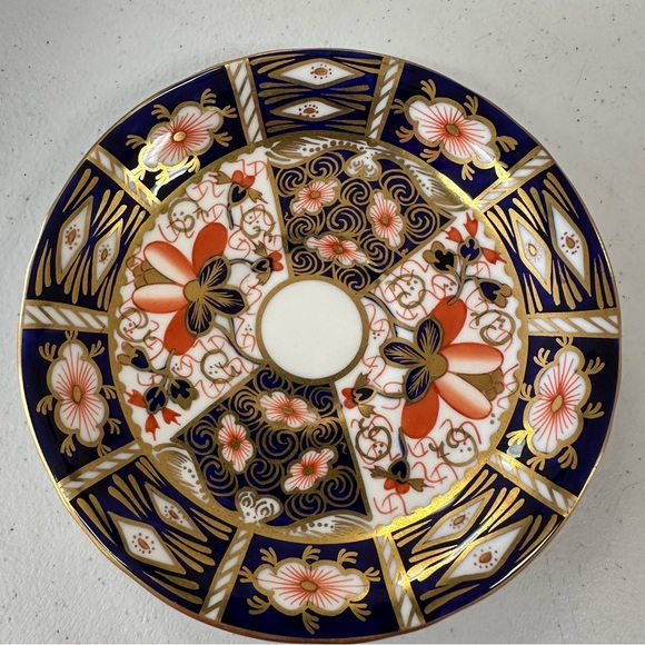 Antique - Royal Crown Derby - Gold and Blue Teacup and Saucer - Picture 5 of 11